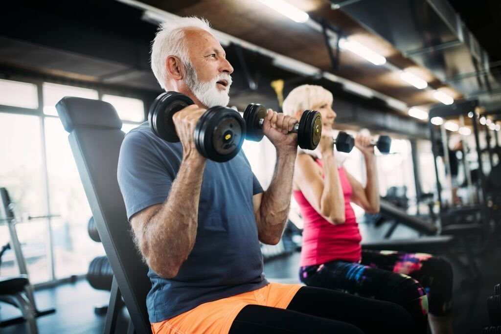 fortalecimiento muscular para mayores en Santa Cruz, 50+ wellness center
